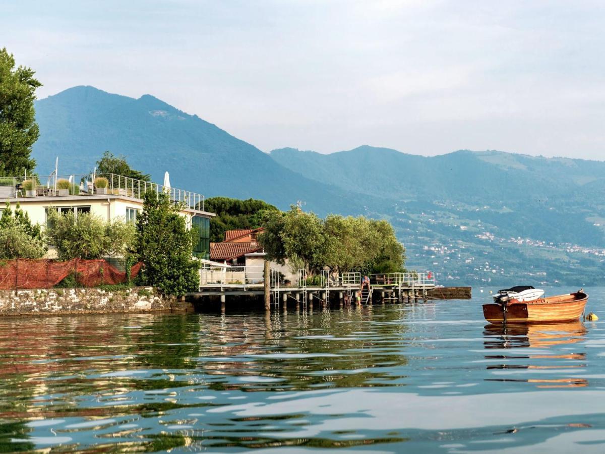 Luxurious Apartment in Marone overlooking lake Iseo Buitenkant foto