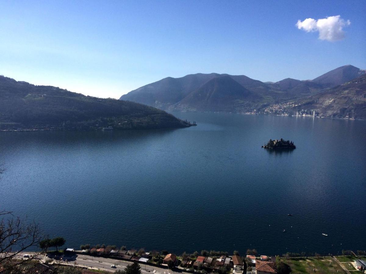 Luxurious Apartment in Marone overlooking lake Iseo Buitenkant foto